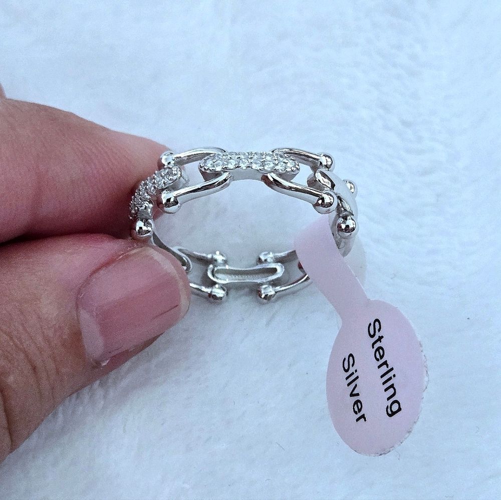 Cote d'Argent Silver🤍 U-Link⛓️ Ring With Clear Crystals💎 - NWT - Picture 16 of 16